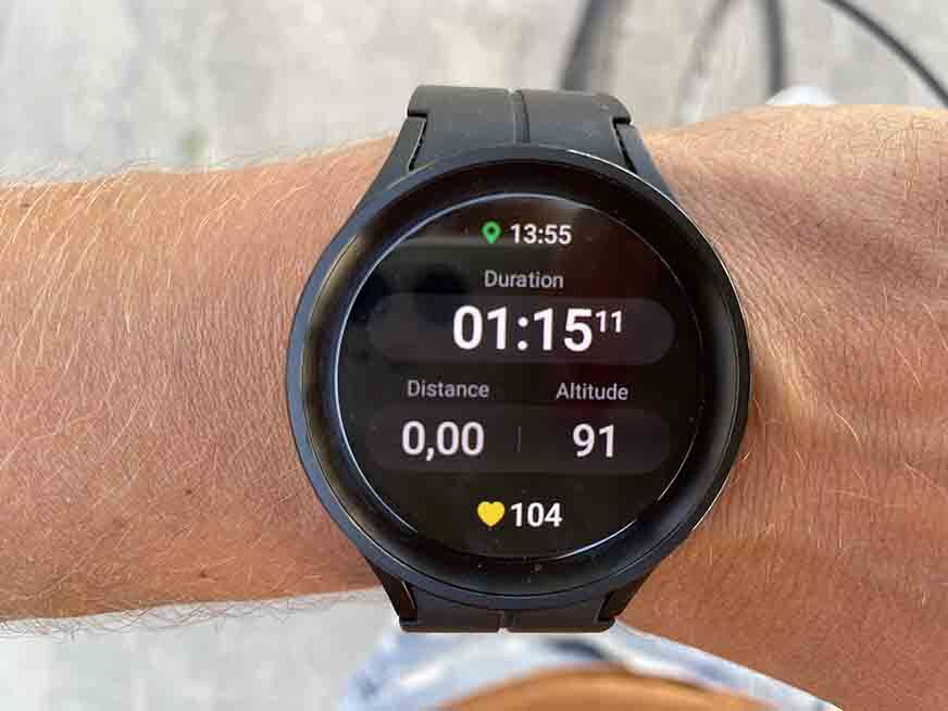 Записанные данные тренировок на часах Samsung Galaxy Watch 5